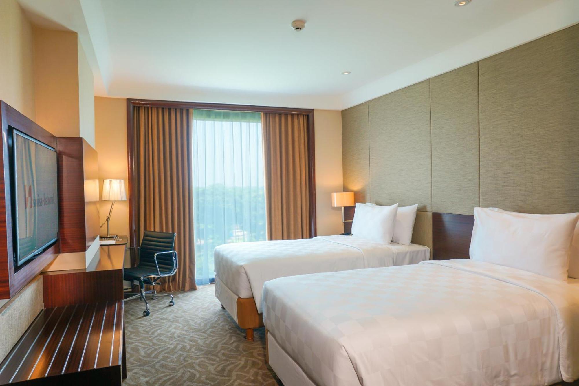Swiss-Belcourt Serpong Room photo