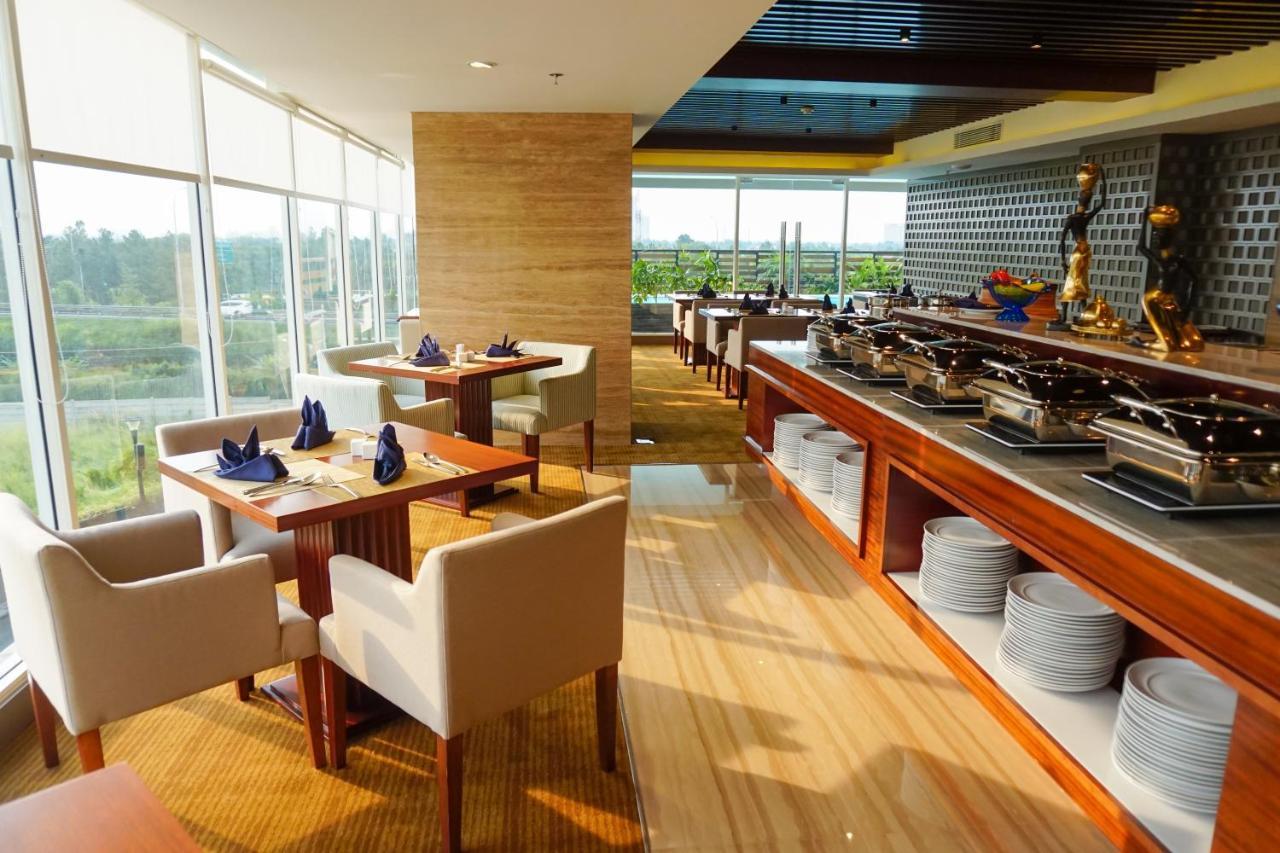 Swiss-Belcourt Serpong Exterior photo